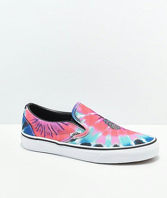 vans slip on skate shoe womens