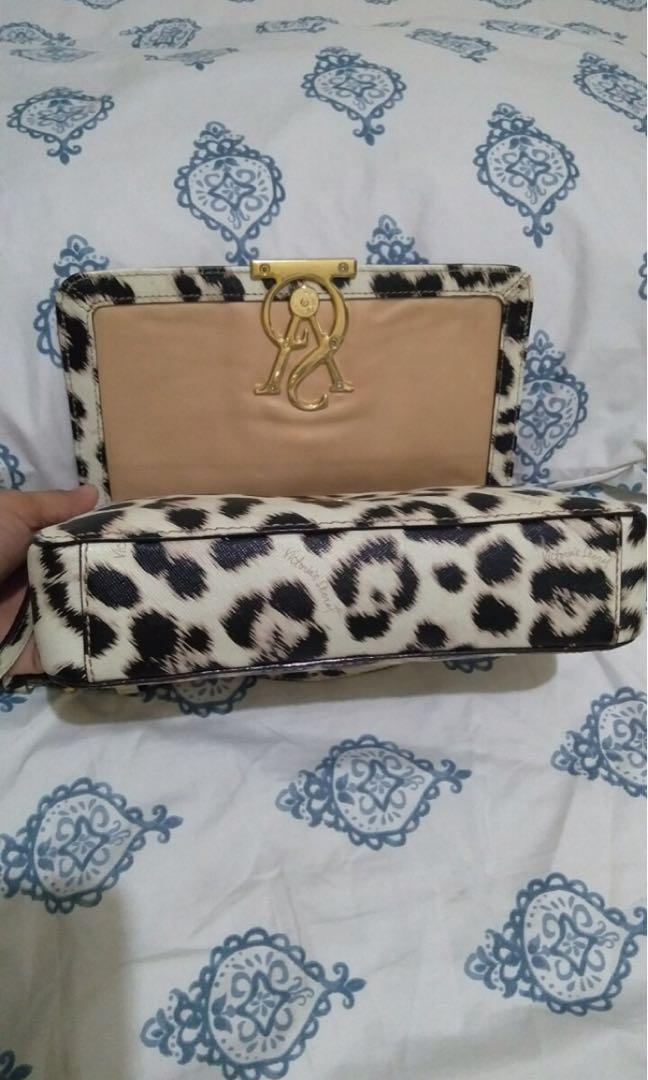 Victoria Secret Sling bag, Women's Fashion, Bags & Wallets, Crossbody