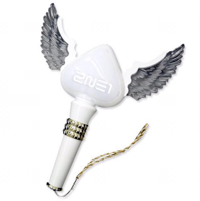 2NE1 Lightstick, Hobbies & Toys, Collectibles & Memorabilia, K