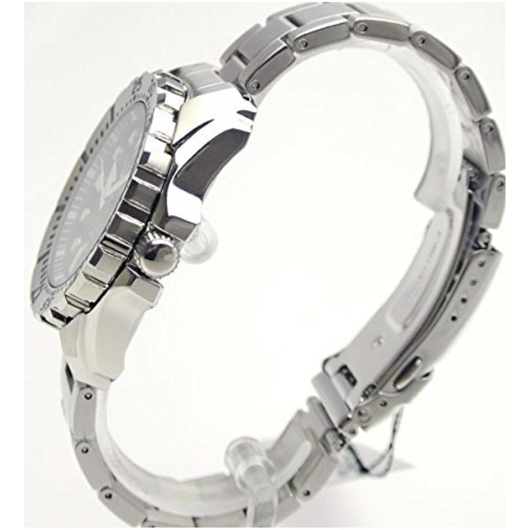SEIKO 5 SPORTS AUTOMATIC SRP599J1 24 JEWELS Made In