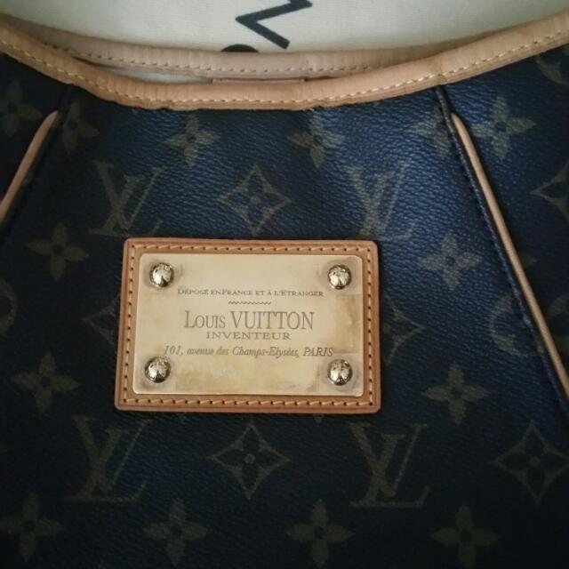 Louis Vuitton galliera PM in monogram – Lady Clara's Collection