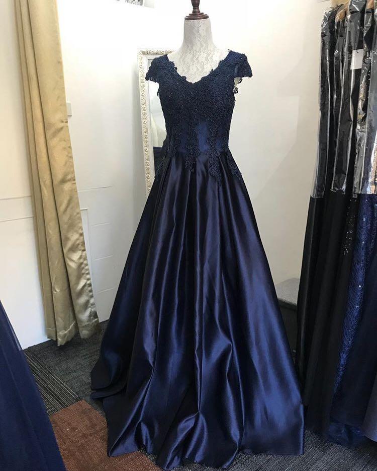 party gown rental