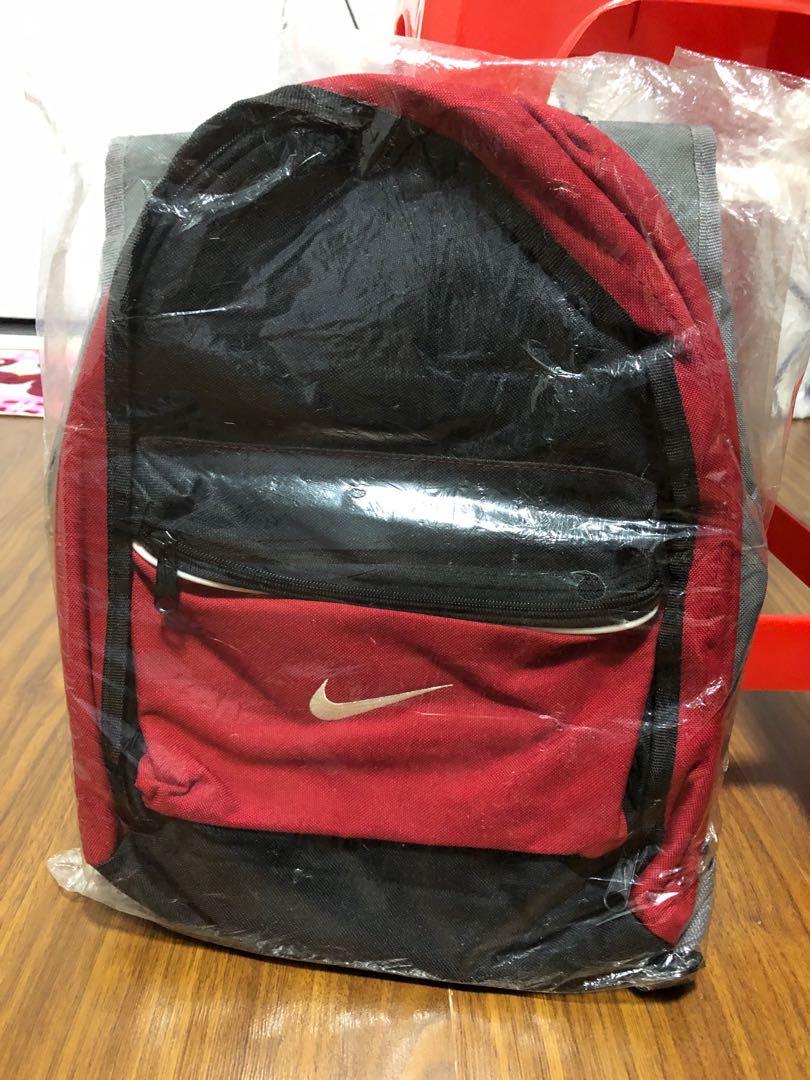 *BRAND NEW* NIKE Backpack (red & black), Men's Fashion, Activewear on
