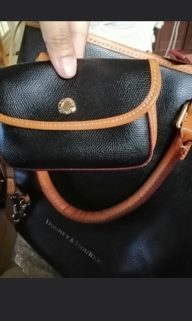 Dooney and Bourke Shelby Shopper Black Women s Fashion Bags Wallets Cross body Bags on Carousell
