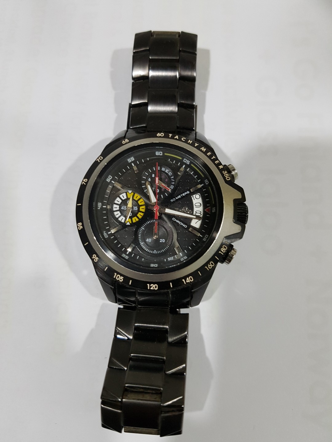 Ellesse Tachymeter 350 Men s Fashion Activewear on Carousell