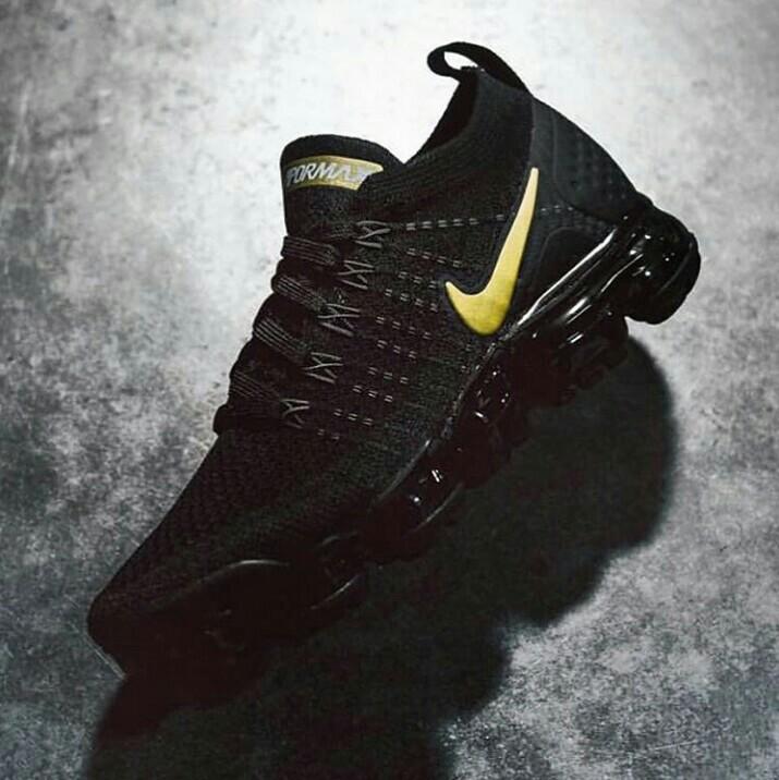 Nike Air Vapormax 2.0 Black Gold