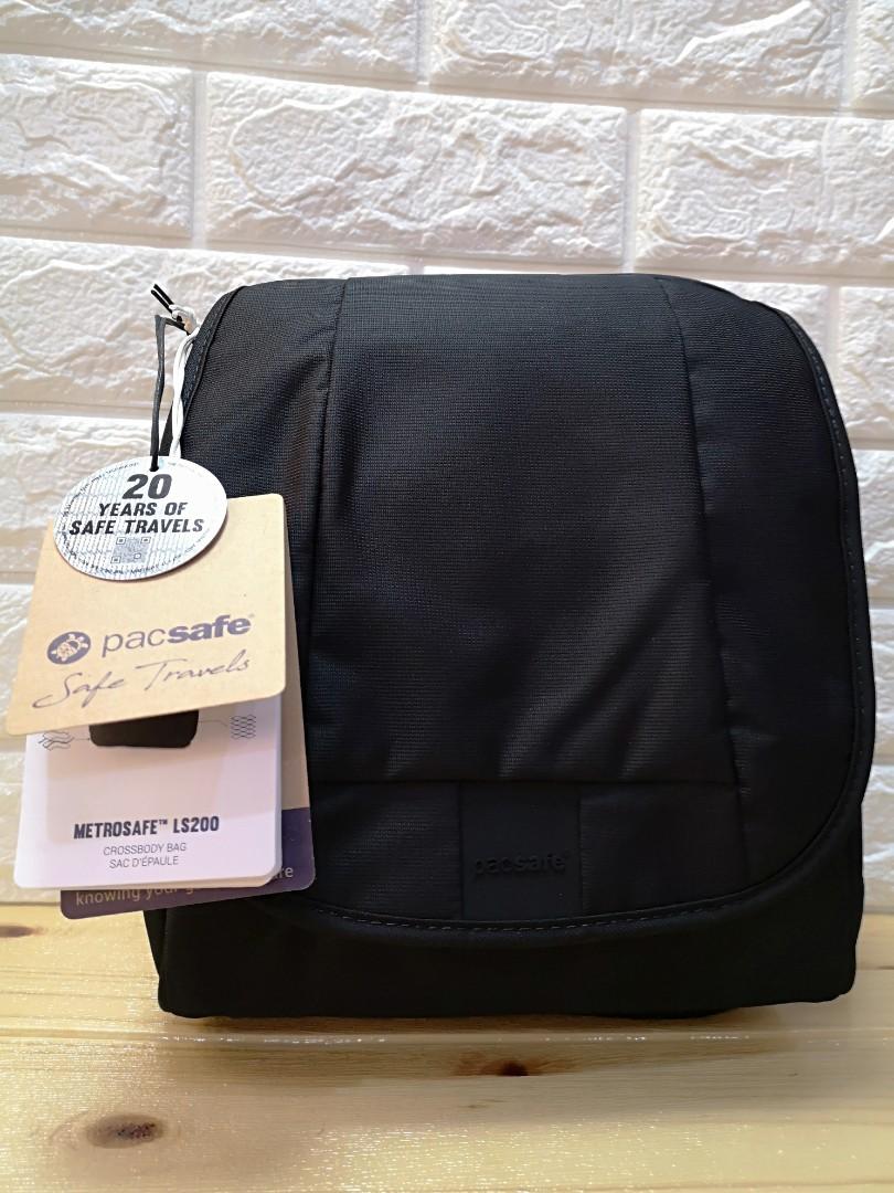 pacsafe trinoma