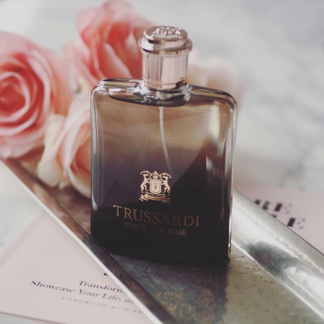 Trussardi black rose perfume hot sale
