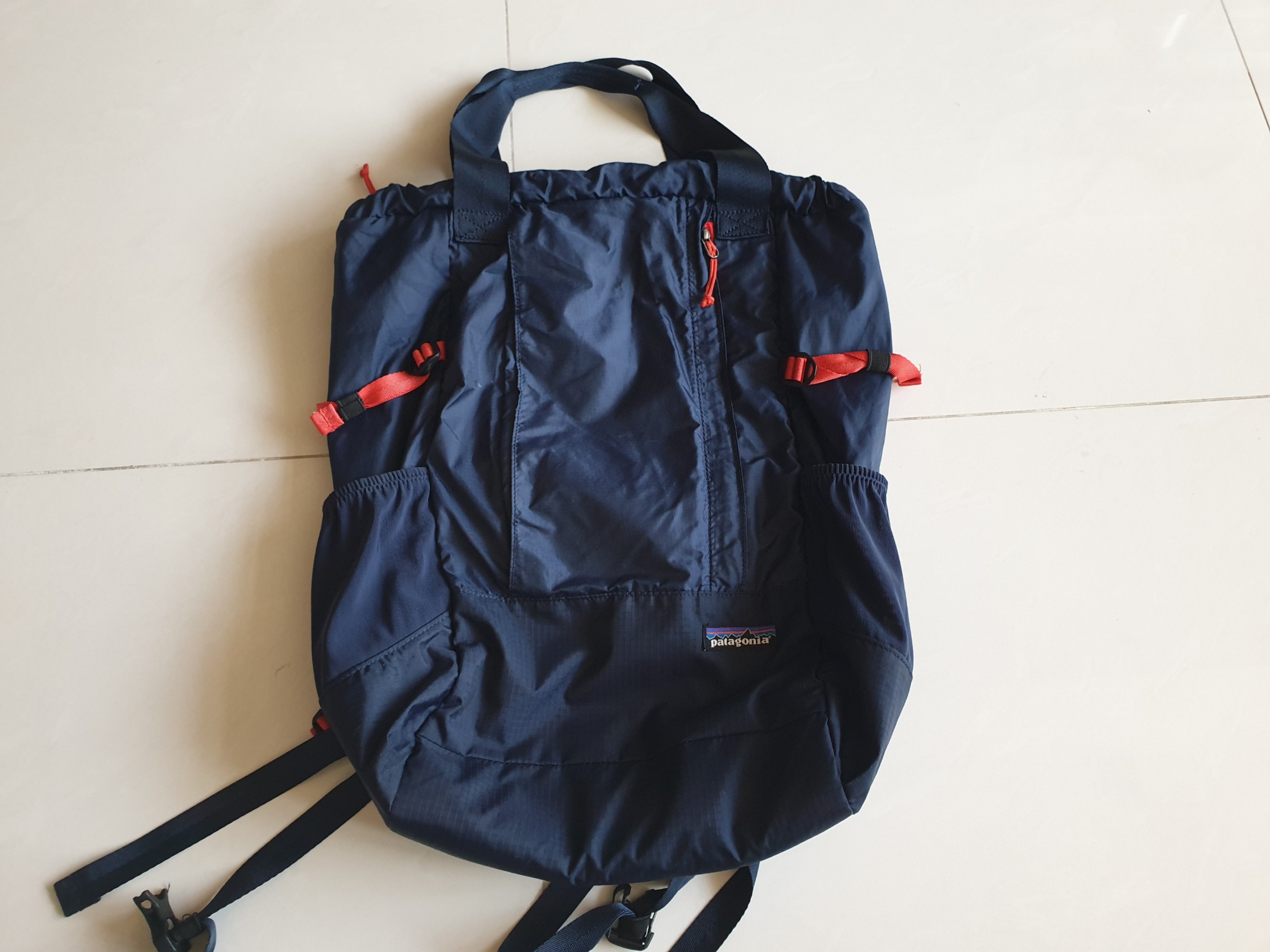 Patagonia lightweight travel tote pack 22l smolder blue online