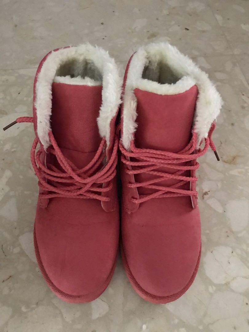 Pink Winter Boots with fur inside 22 