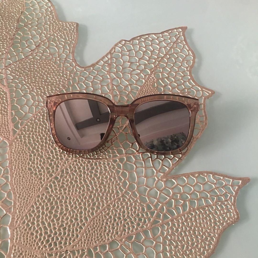 Reflective Sunnies Oversize (Category: Sunglasses & Eyewear) located in Antipolo. Submitted by projectc (Listing ID 219110383, Image 1). Description: Sunnies for P249.00 . Limites stocks. 📩 DM for orders . #projectcsunnies #sunniesph #sunglassesph #sunniesphilippines #march300.