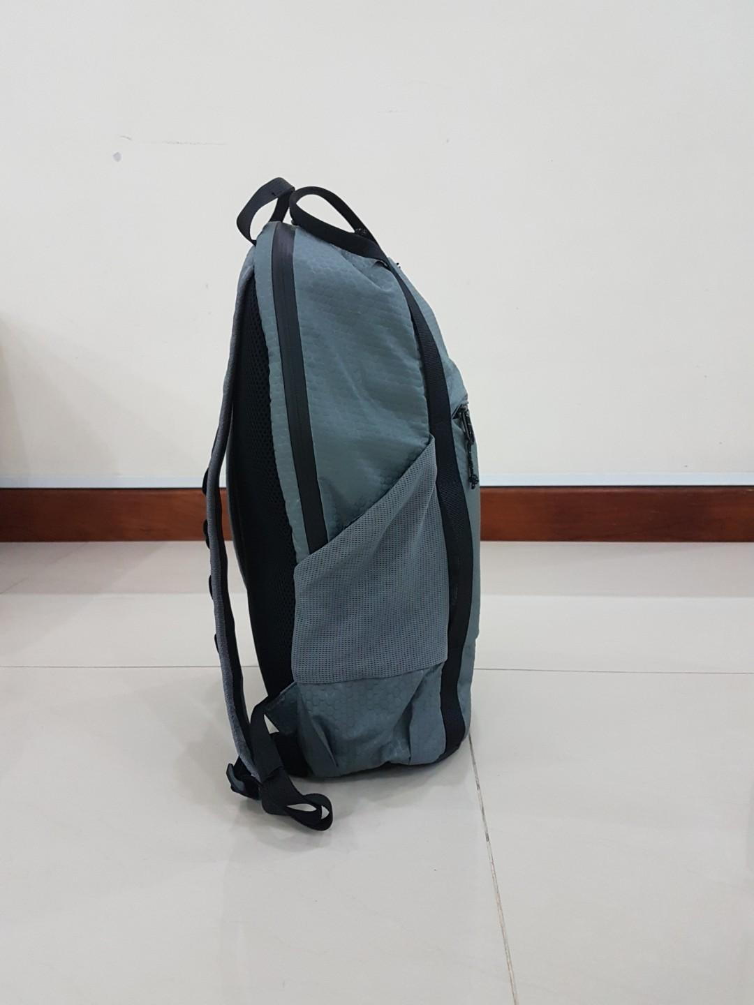 Timbuk2 Rift Totepack Armor Legit Men s Fashion Bags Backpacks on Carousell