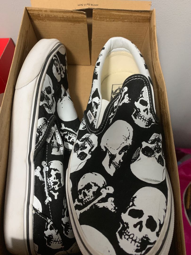 skull vans slip ons