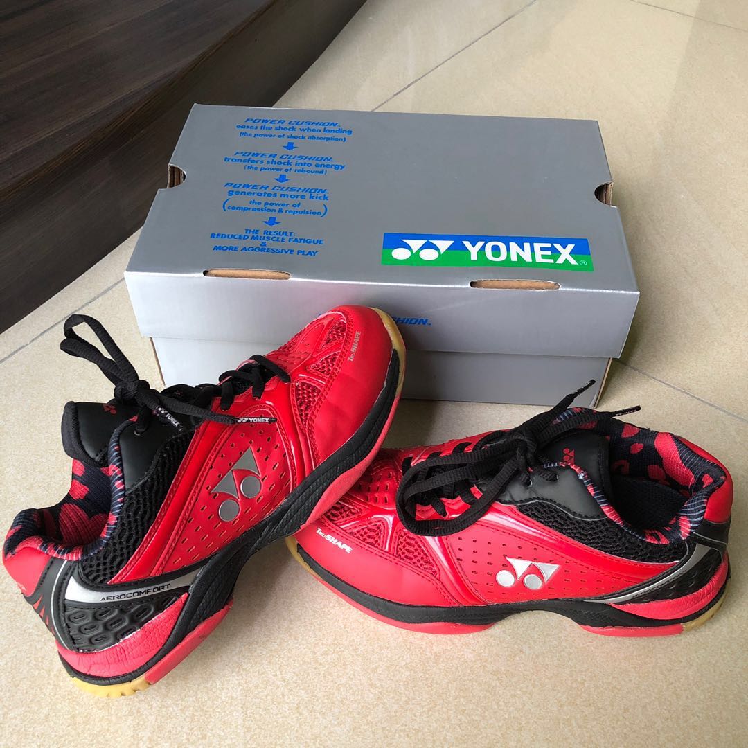 aero comfort yonex
