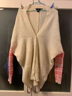 （分類：）位於 。 由 meimeicloset 提交（商品編號 219296324，圖片 1）。簡介： 。