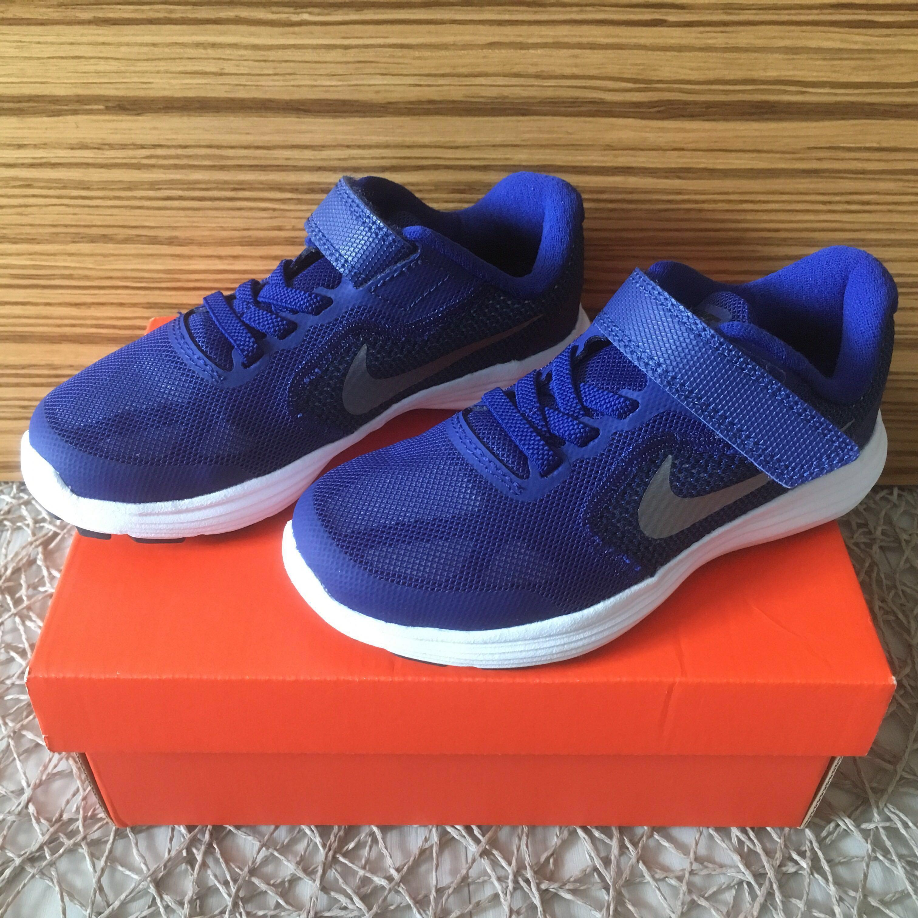 nike blue shoes boys