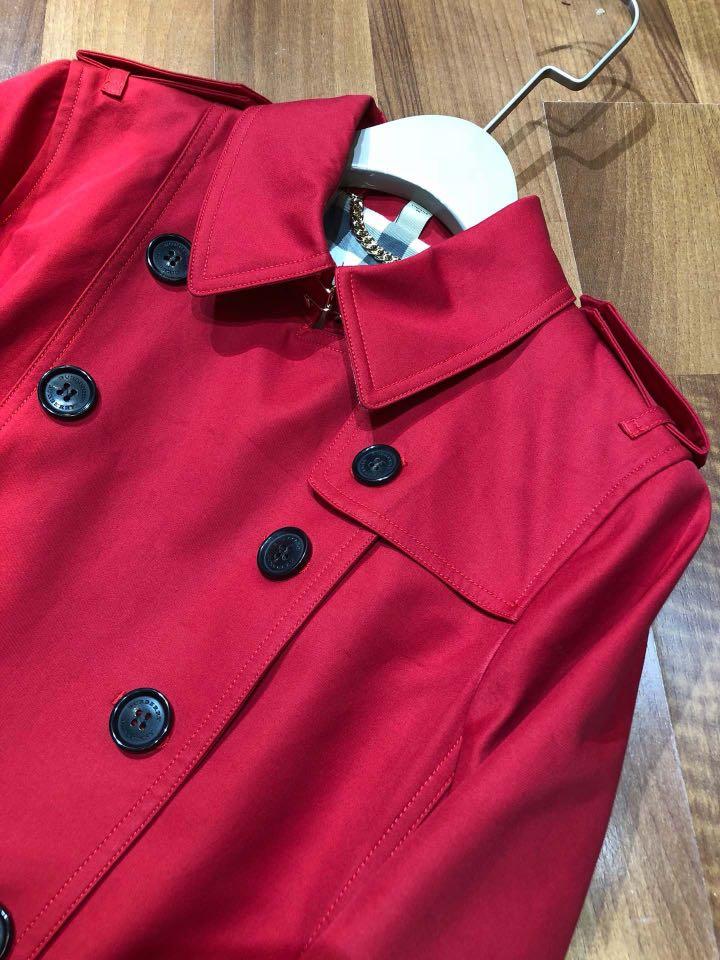 Burberry top sandringham red