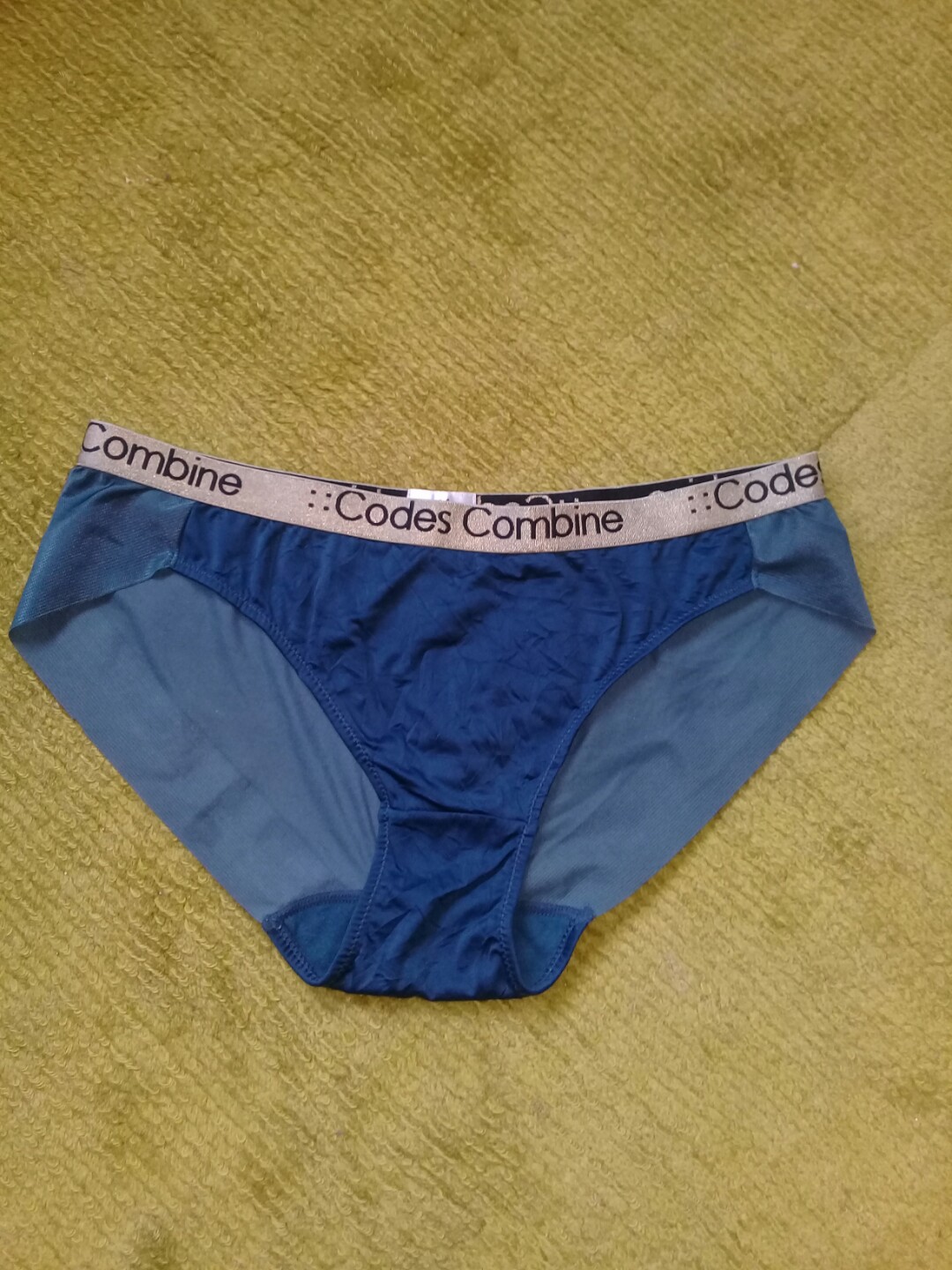 Codes combine panties, Women's Fashion, New Undergarments & Loungewear