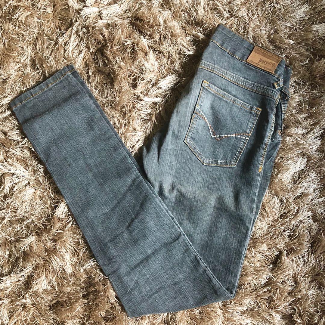 harvard jeans brand