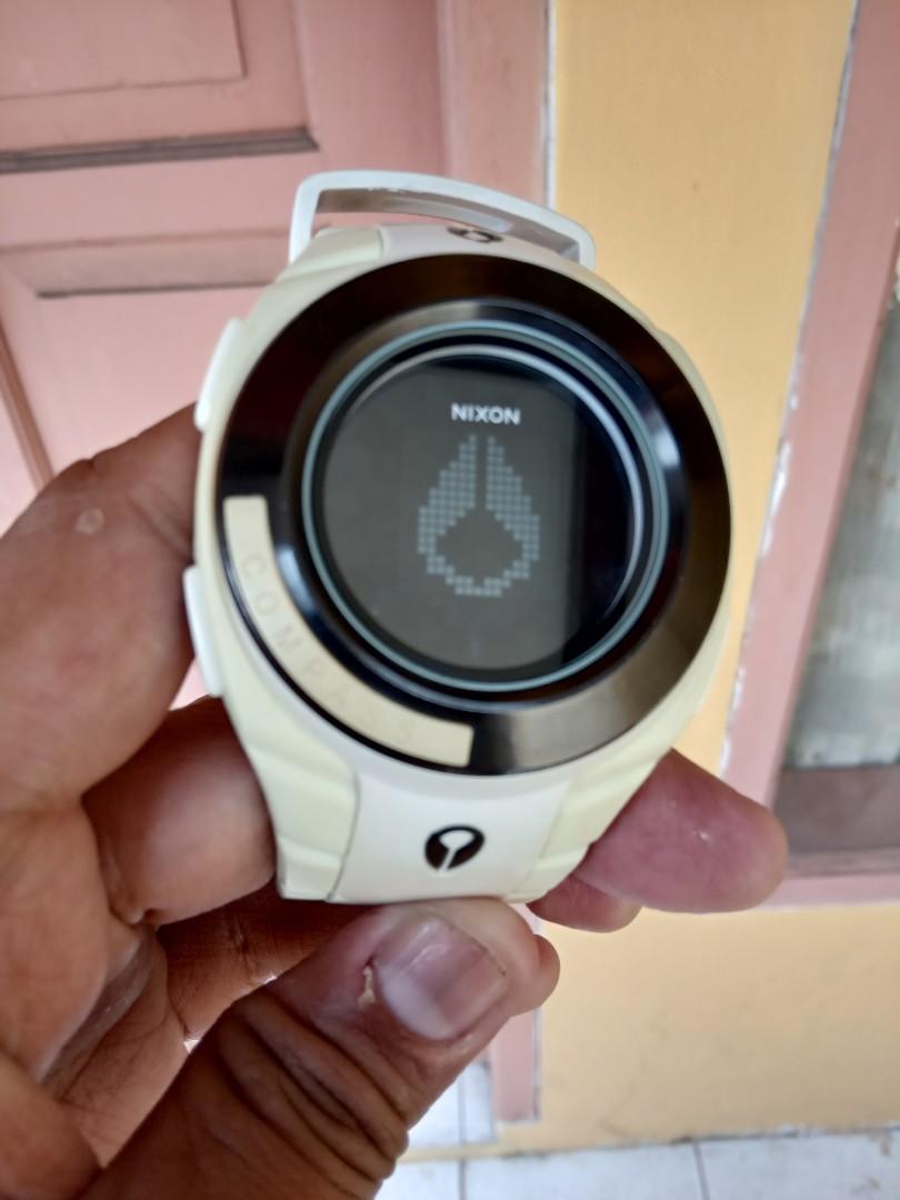 Nixon outsider cheap
