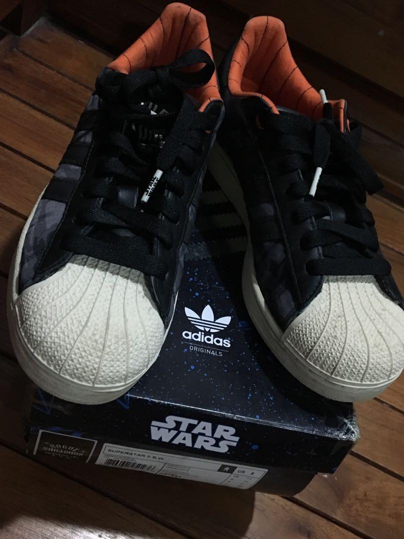 pianista Escritura símbolo Limited Edition Adidas Superstar Star Wars, Men's Fashion, Footwear,  Sneakers on Carousell