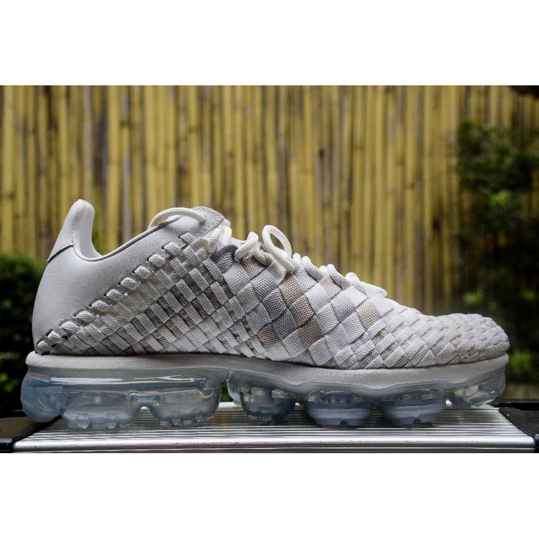 summit white vapormax