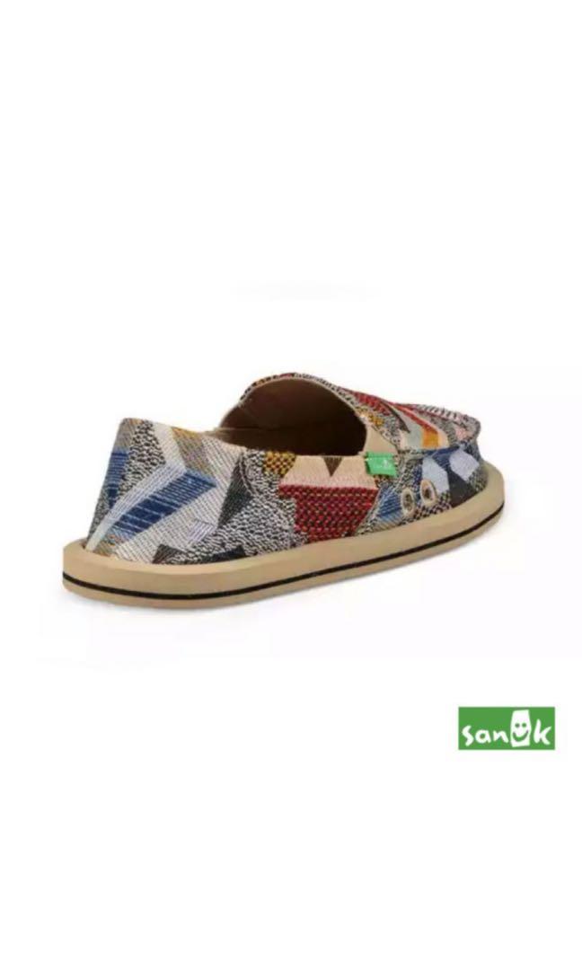sanuk donna geo patch