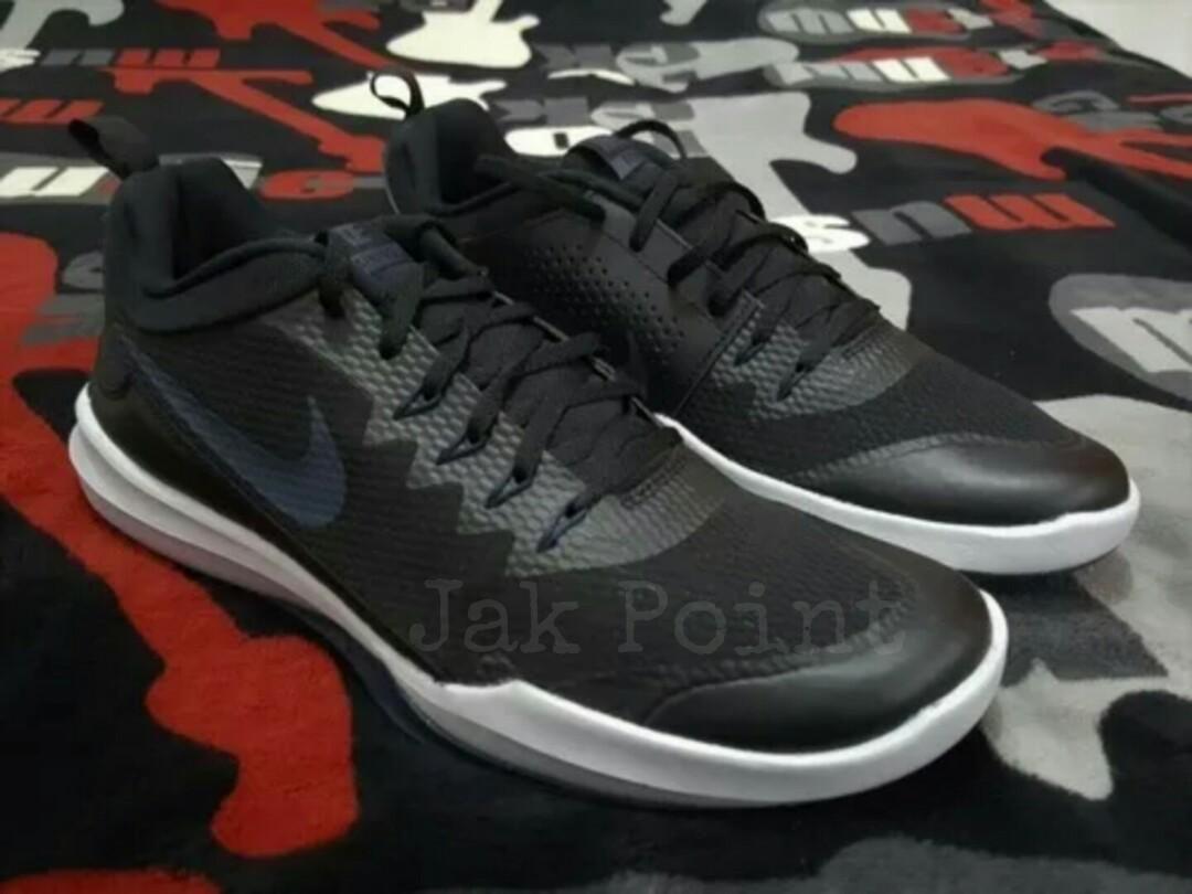 Sepatu Nike Original Bnib 43 Fesyen Pria Sepatu Sneakers Di Carousell