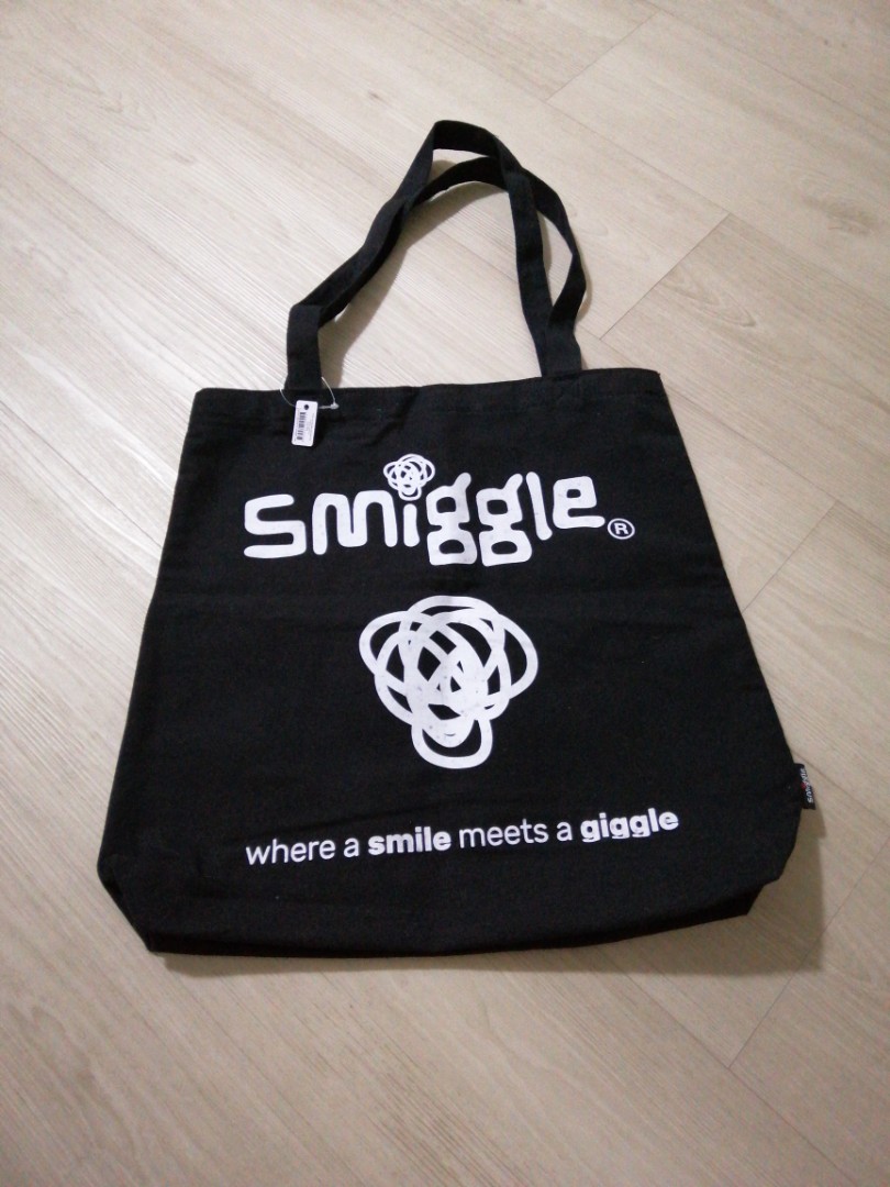 smiggle tote bag