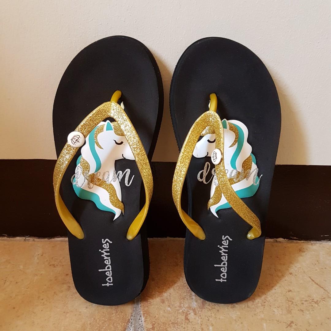 Toeberries slippers 2024