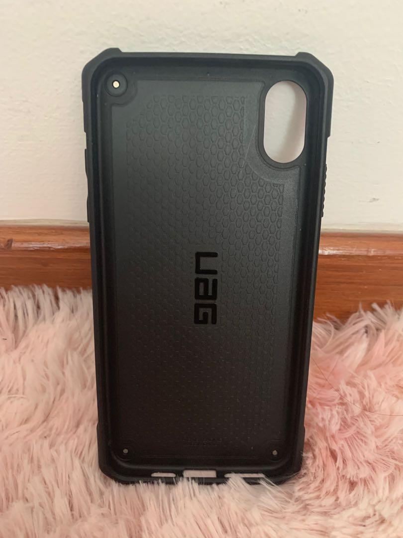 UAG CARBON FIBER CASE, Mobile Phones & Gadgets, Mobile & Gadget