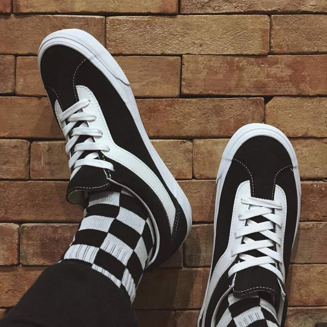 vans bold ni on feet