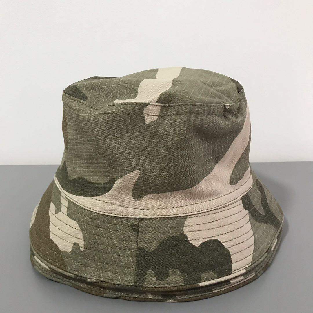 Vintage camo bucket hat (sandy/green 