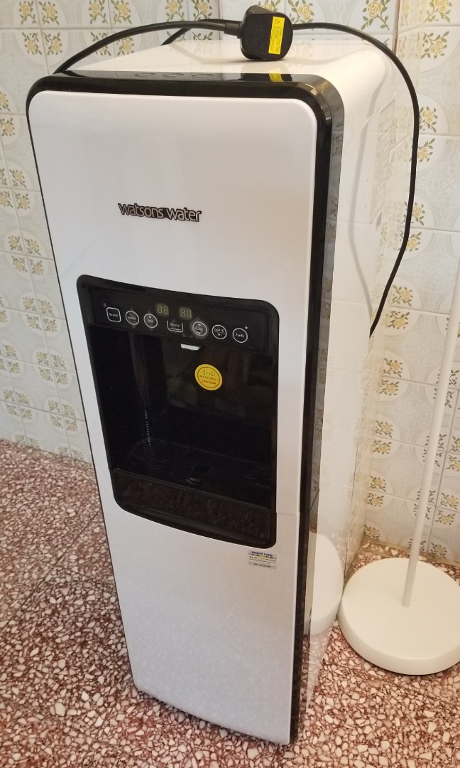 Watsons water dispenser 水機 top of range 95 new only used for few