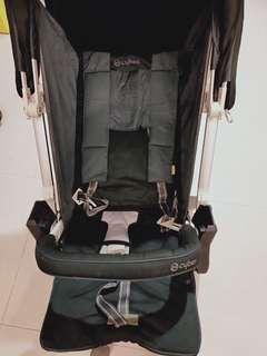 Cybex callisto可單手開收，小孩可平躺、出清7成新$2600