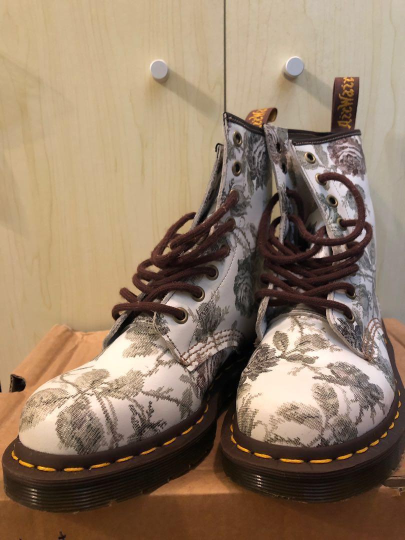 dr martens shoes floral