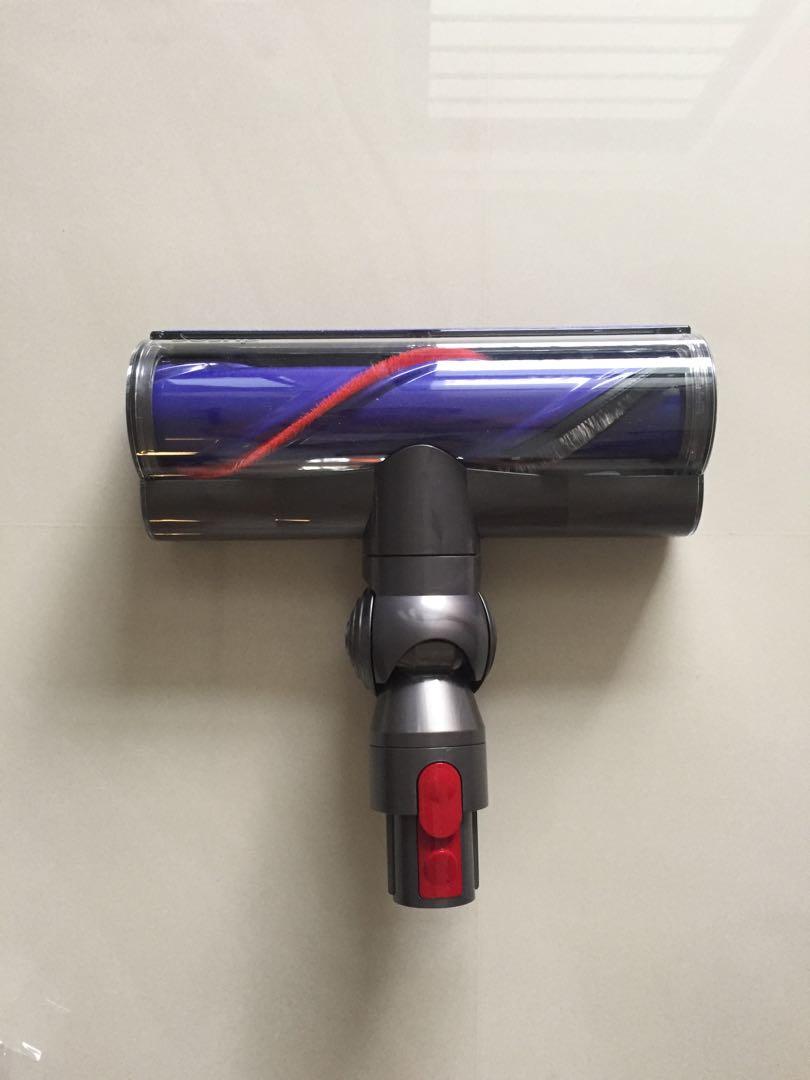 Dyson V8 Motörhead carpet tool, Furniture & Home Living, Cleaning