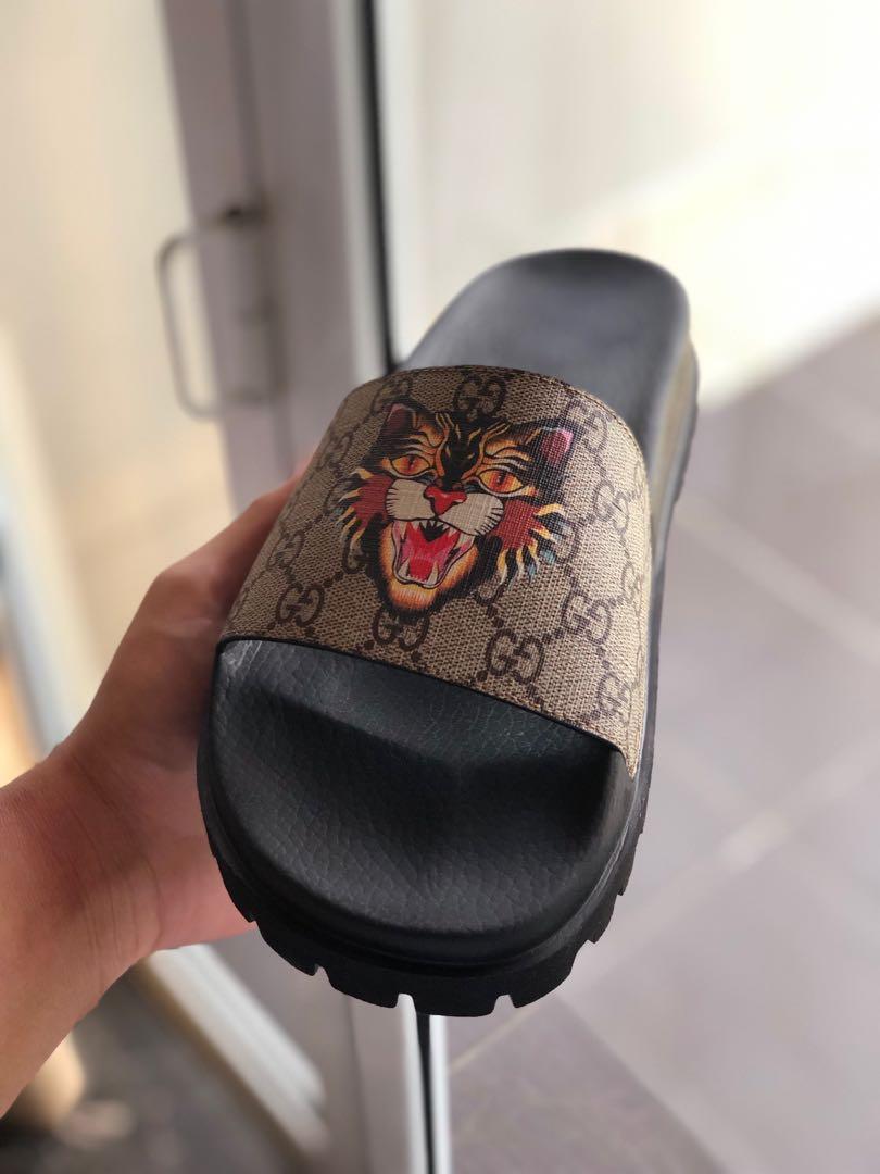Lion gucci hot sale slides