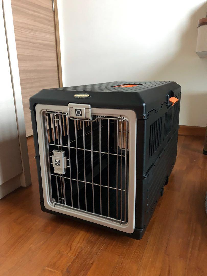 Iris pet carrier outlet