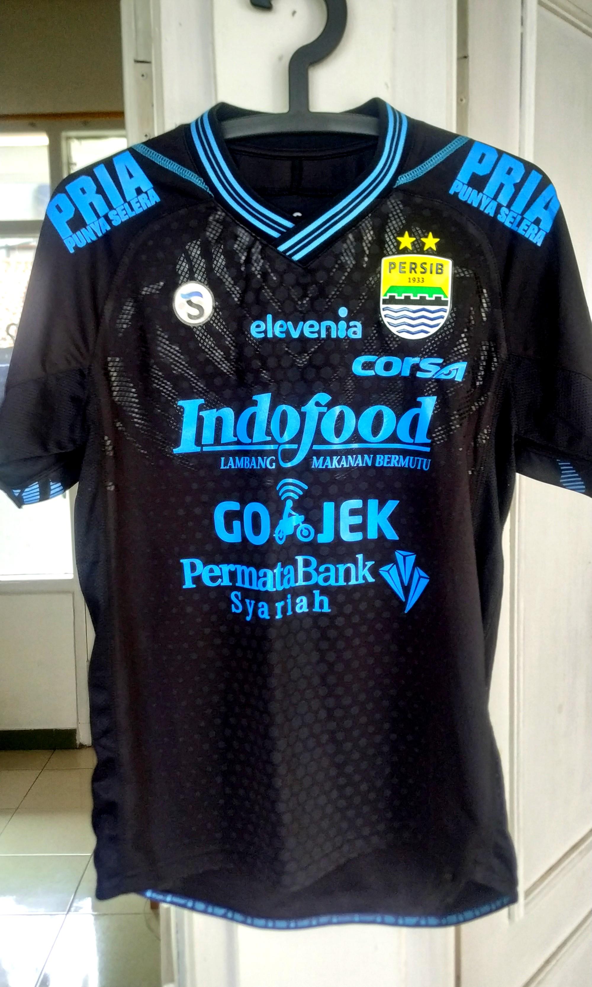 Jersey Original Persib 3rd 2018 12 Henhen Herdiana Fesyen Pria Pakaian Atasan Di Carousell