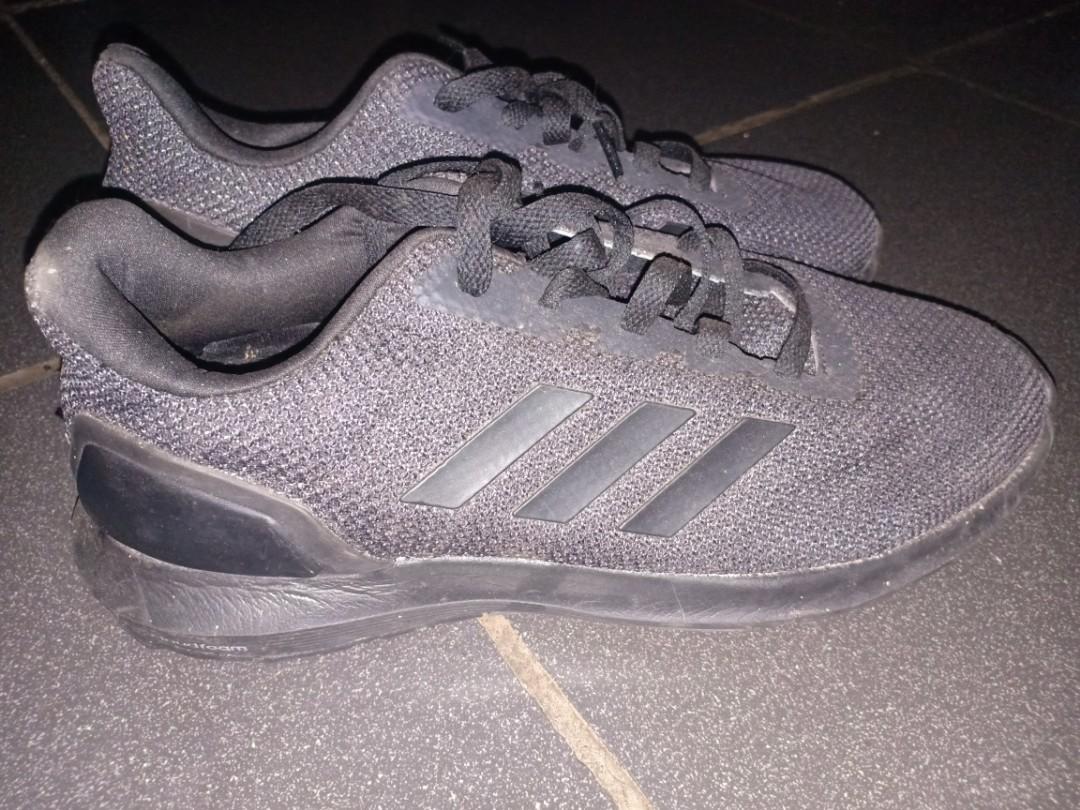 Jual Adidas Cloudfoam Ultimate Fesyen Pria Sepatu Sneakers di Carousell