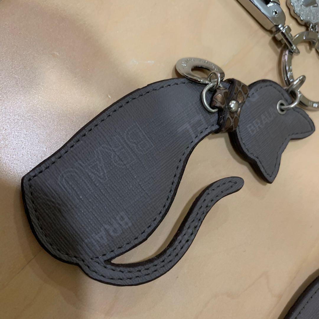 leather cat keychain
