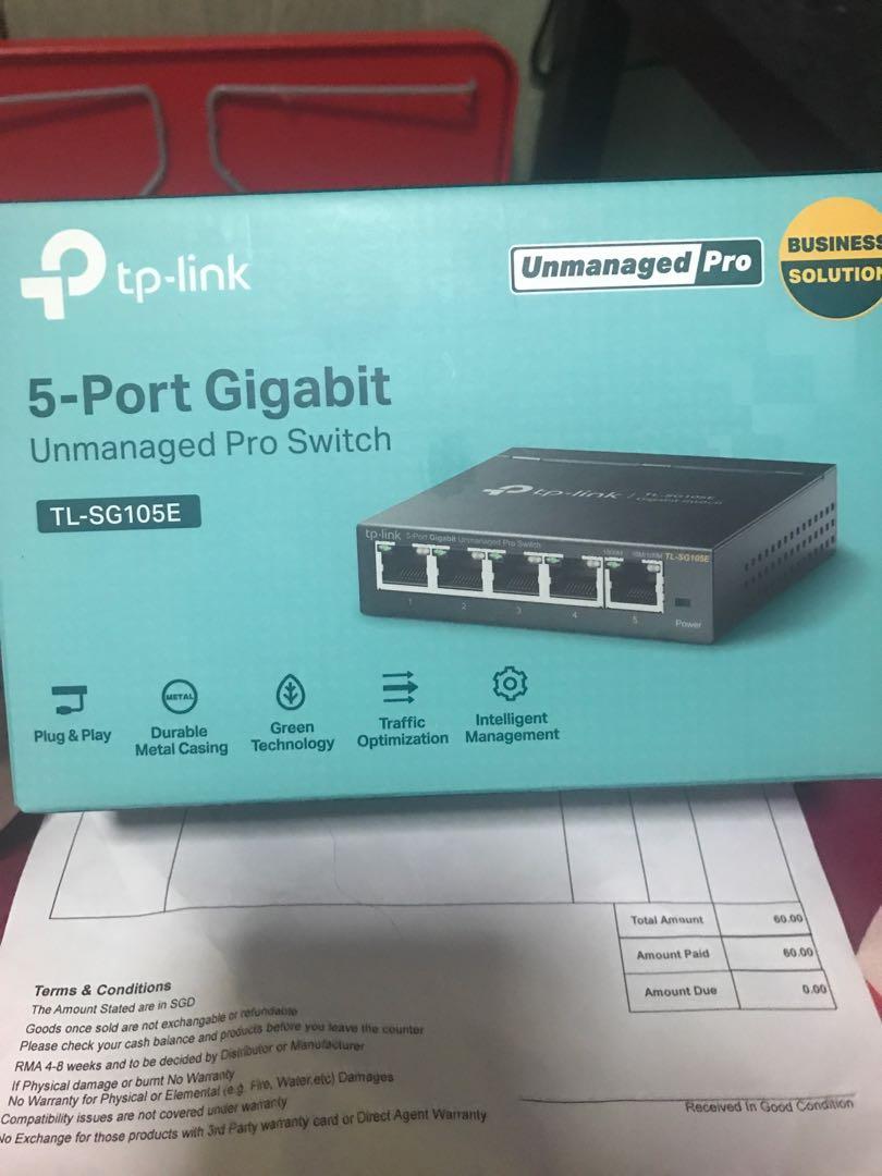 Network switch (Category: Networking) located in Singapore. Submitted by poochieface (Listing ID 219499997, Image 1). Description: Sengkang collection, bought on 15/03/19 and forgotten I had another network switch at home lmao brand new :)).