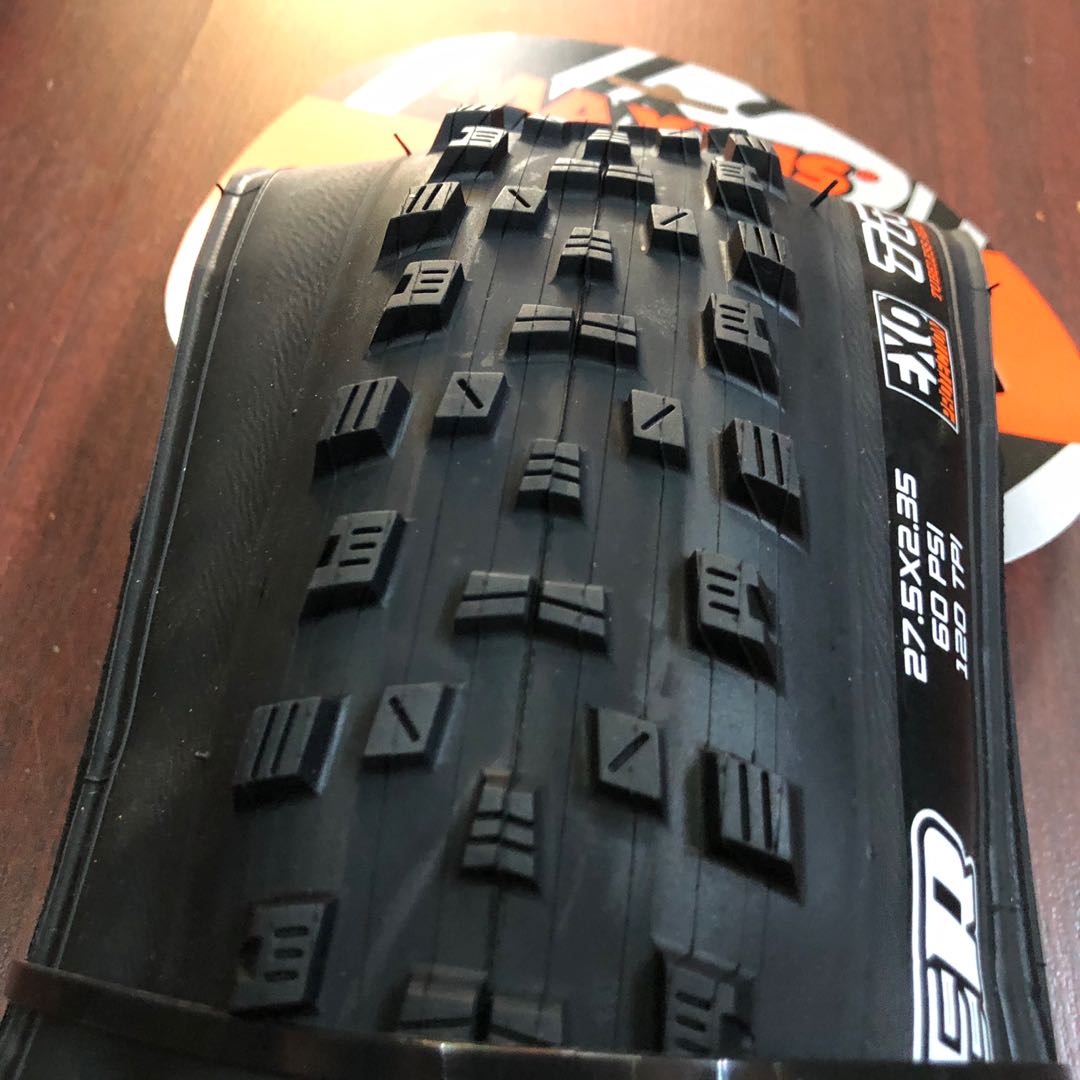 maxxis forekaster 27.5 x2 35