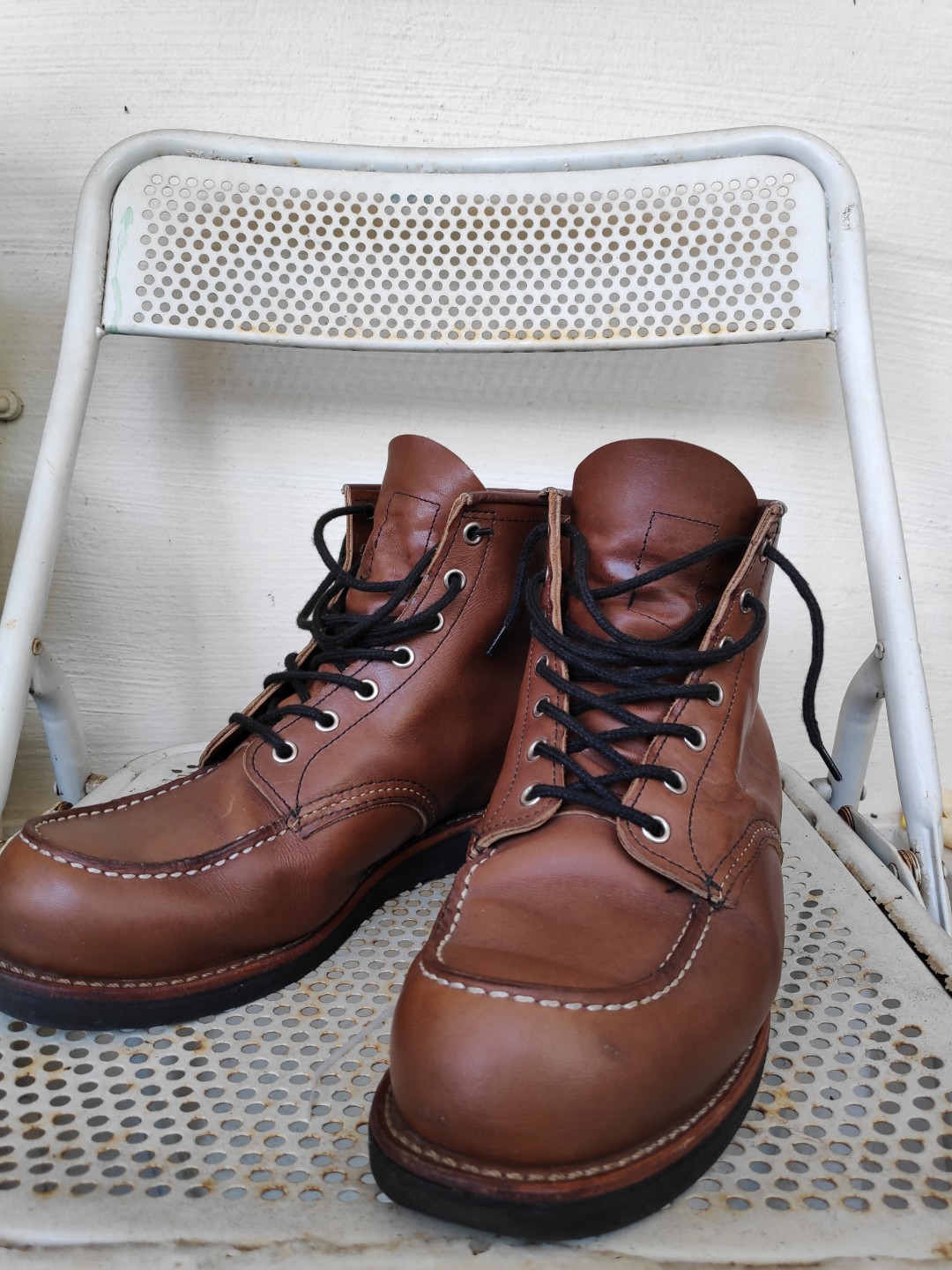 red wing shoes 885