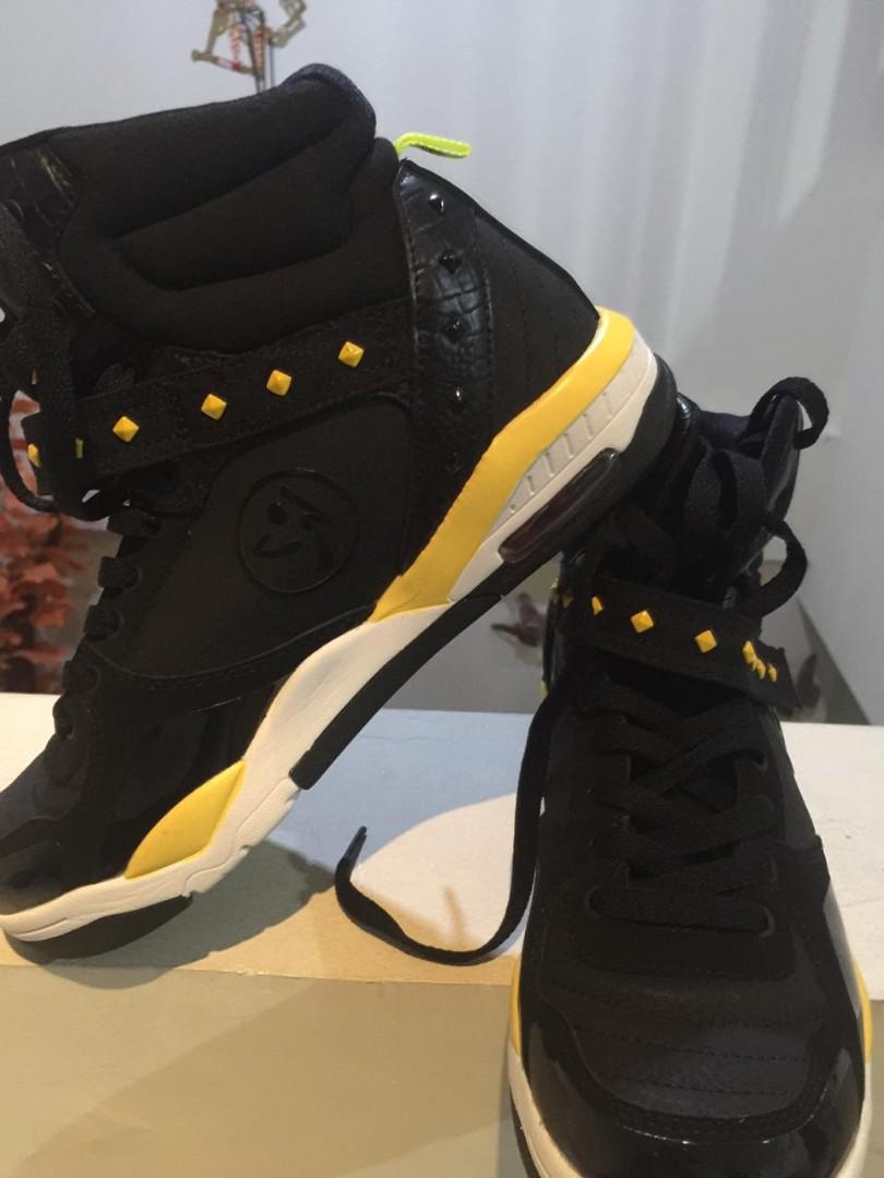 Sepatu Zumba Court Air Zumba Wear Olah Raga Perlengkapan Olahraga Lainnya Di Carousell