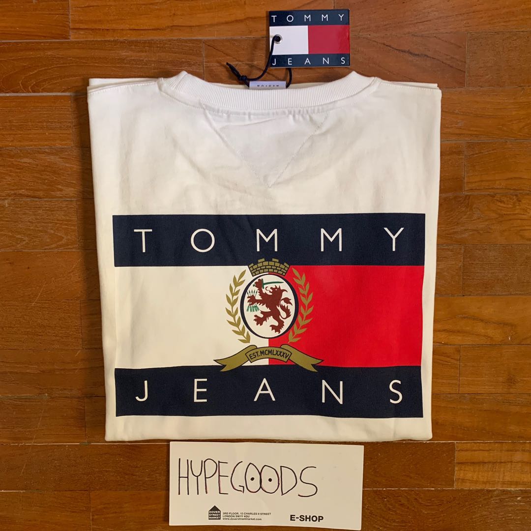 tommy crest flag tee