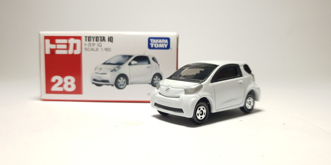 Tomica toyota iq on sale