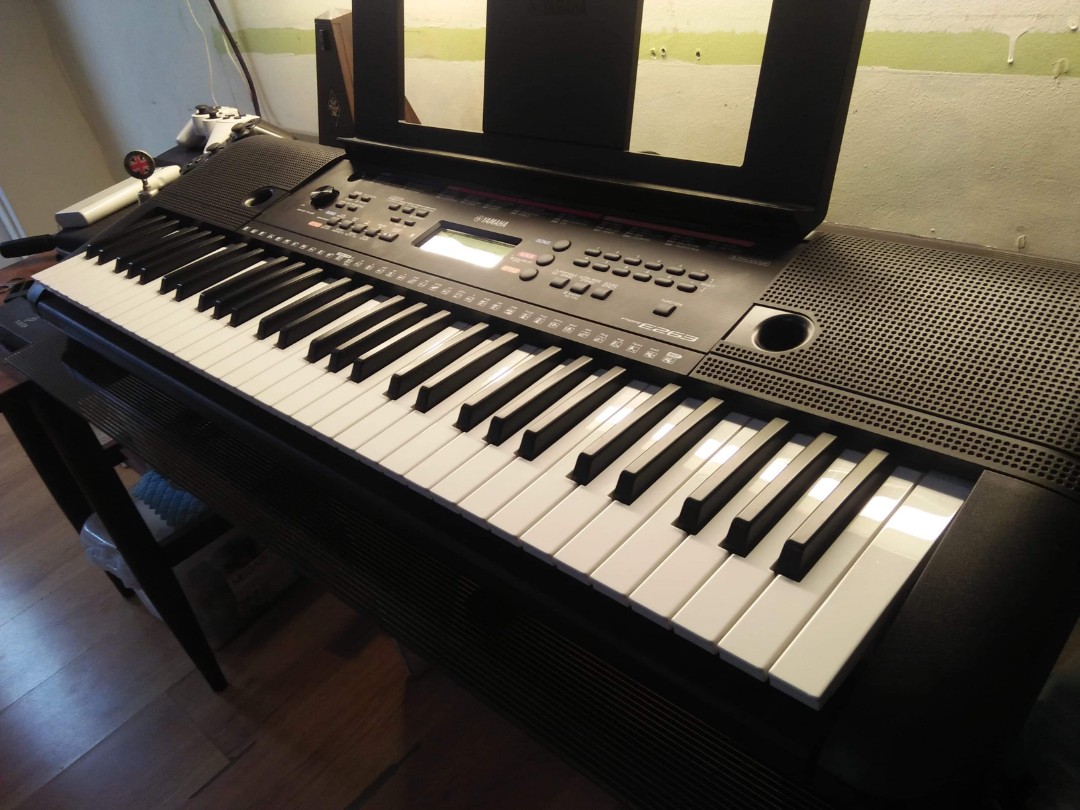 Yamaha PSR-E263, Hobbies & Toys, Music & Media, Musical 