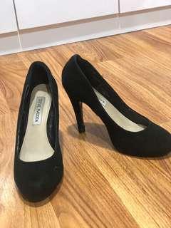 Steve madden suede high heels